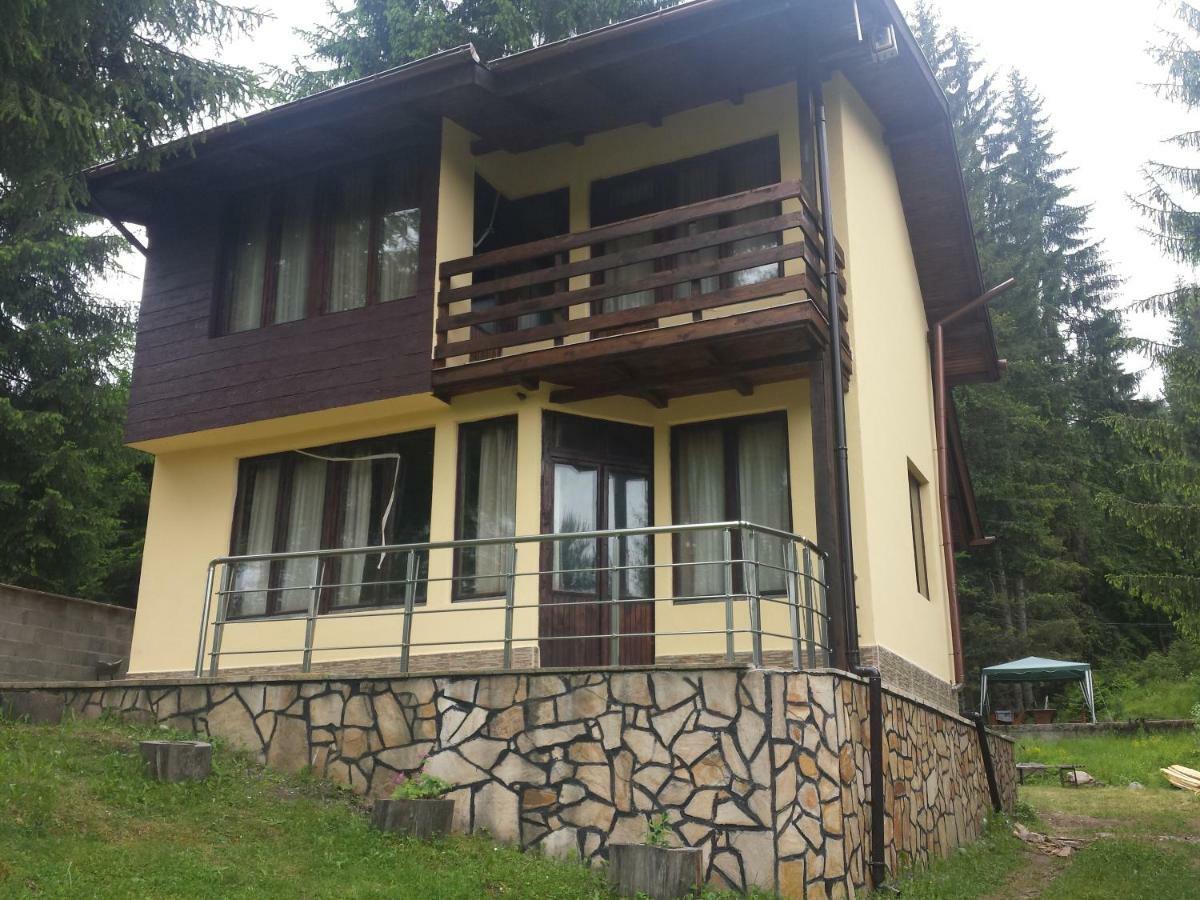 Вила Мерджан Szarnica Kültér fotó